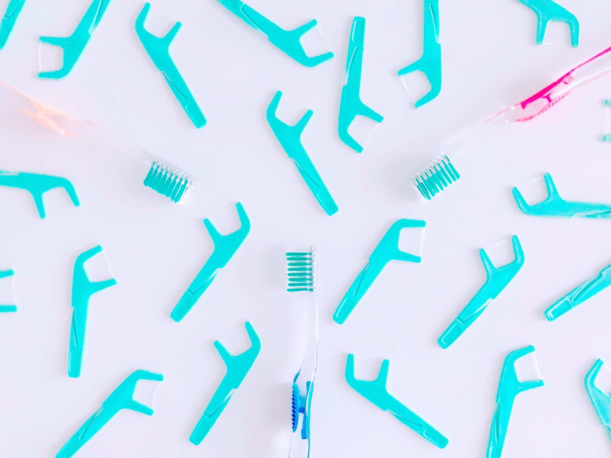 9 Best Dental Floss Alternatives (9 Will Surprise You!) Modern