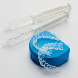 teeth whitening kit