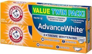 whitening toothpaste to whiten teeth at home